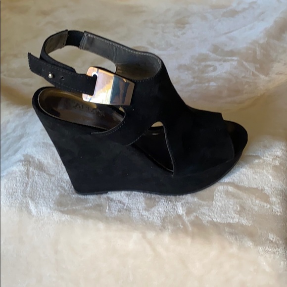 Carlos Santana Blank Suede Wedges size 7 - Picture 8 of 16